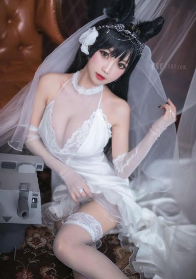 黑色池塘