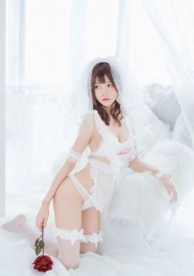 深红的金子