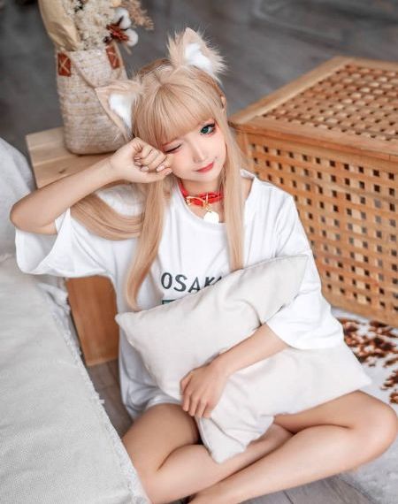暗红