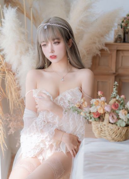 她爱
